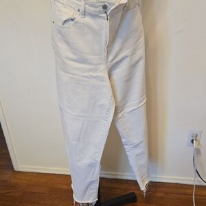 GAP White Cropped Ankle Jeans with Raw Hem